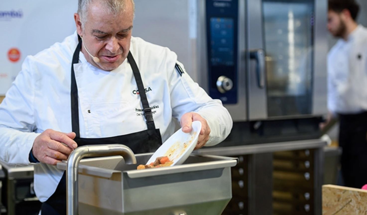 Cotesa imparte un taller sobre procesos en la escuela agraria y alimentaria de Monells